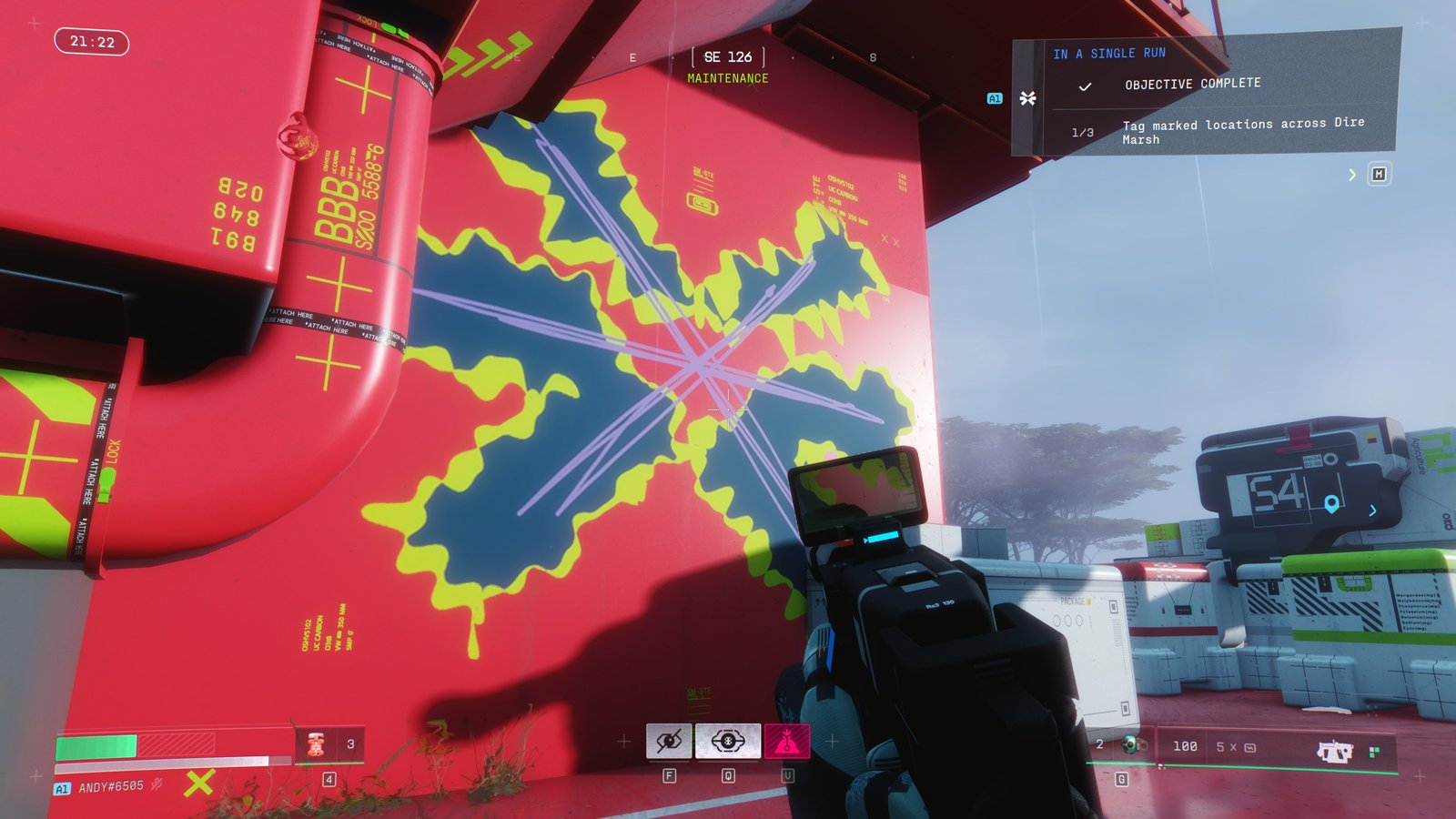 Looking at MiDa graffiti in Marathon